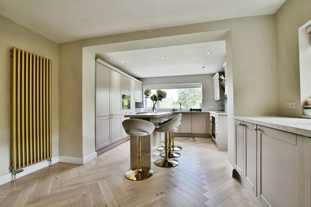Additional image 7 of 4 bed detached house for saleWoburn Drive, Altrincham WA15