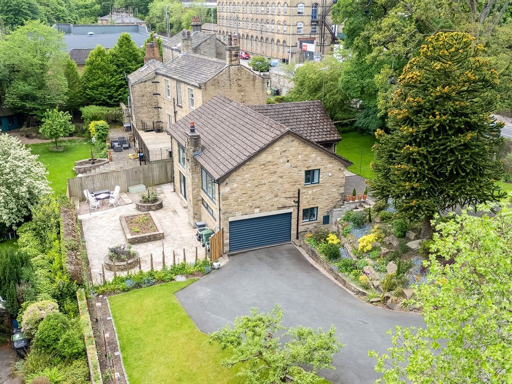 Additional image 29 of 5 bed detached house for saleHuddersfield Road, Holmfirth HD9