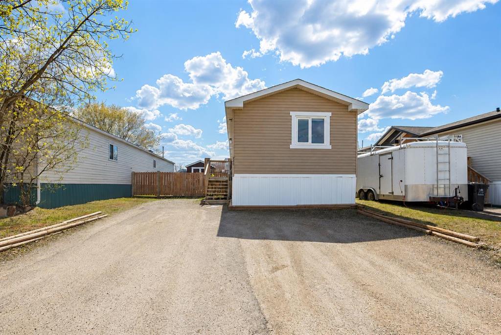 Additional image 2 of 280 Clausen Crescent, Fort Mcmurray, AB, T9K 2H6