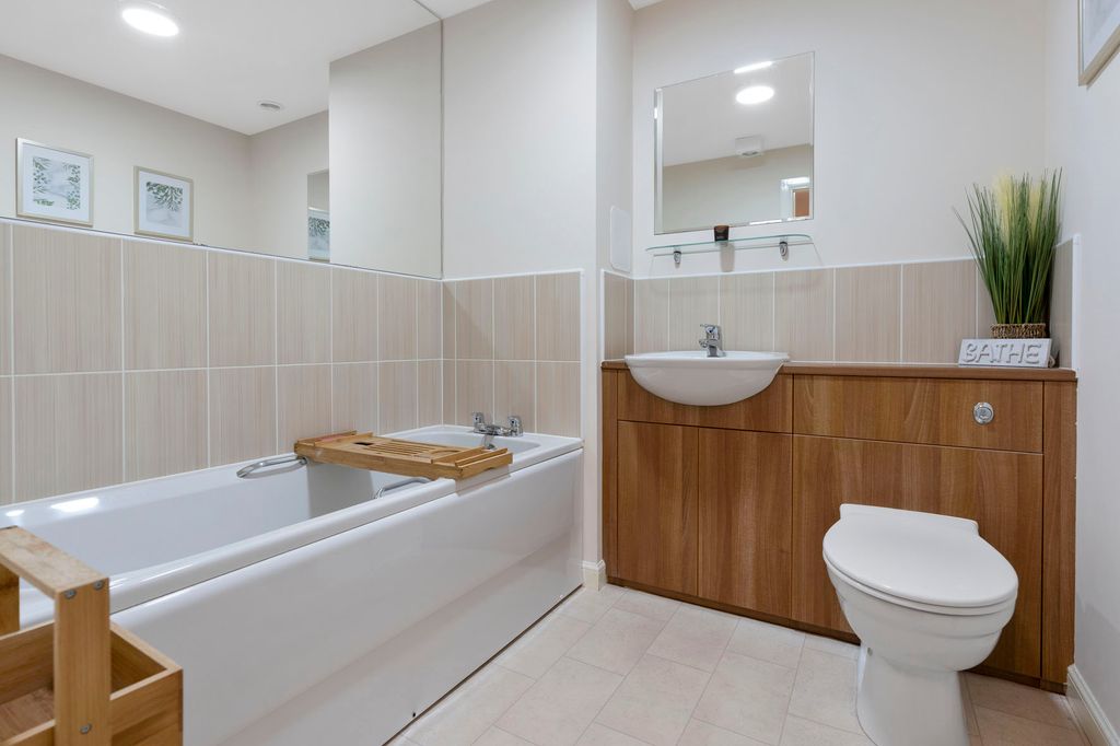 Additional image 10 of 2 bed flat for sale16B South Chesters Gardens, Bonnyrigg EH19