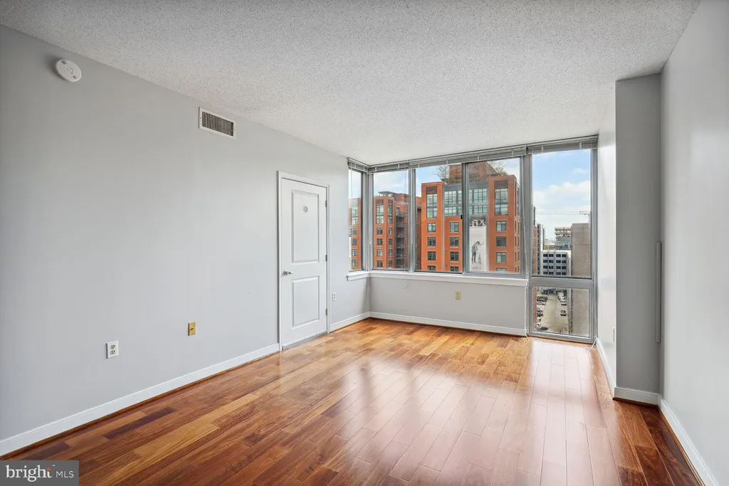 Additional image 2 of 555 Massachusetts Avenue NW Unit 1110, Washington, DC 20001