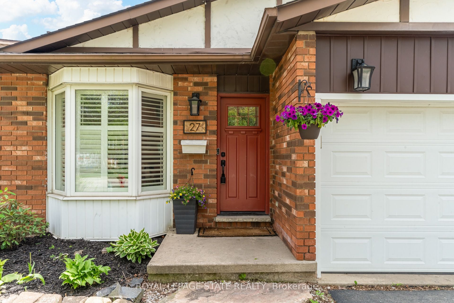 Additional image 4 of 27 Bloomsbury Court, Hamilton, ON, L9G 4L5