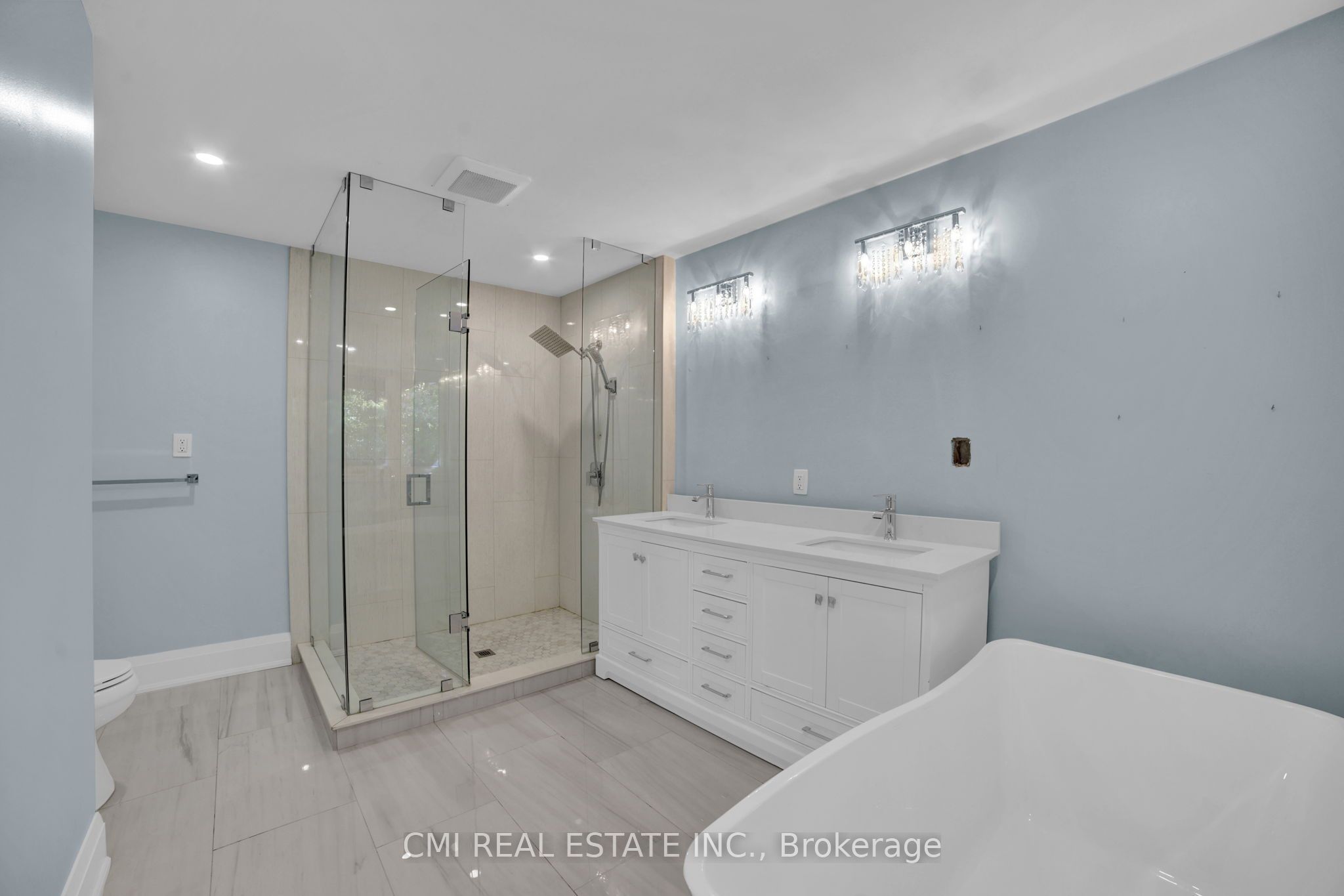 Additional image 5 of 2171 Jardine Crescent, Burlington, ON, L7L 7K1