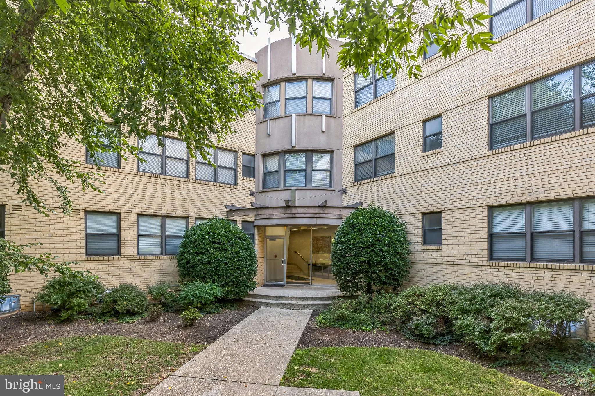 212 Oakwood Street SE Unit 115, Washington, DC 20032