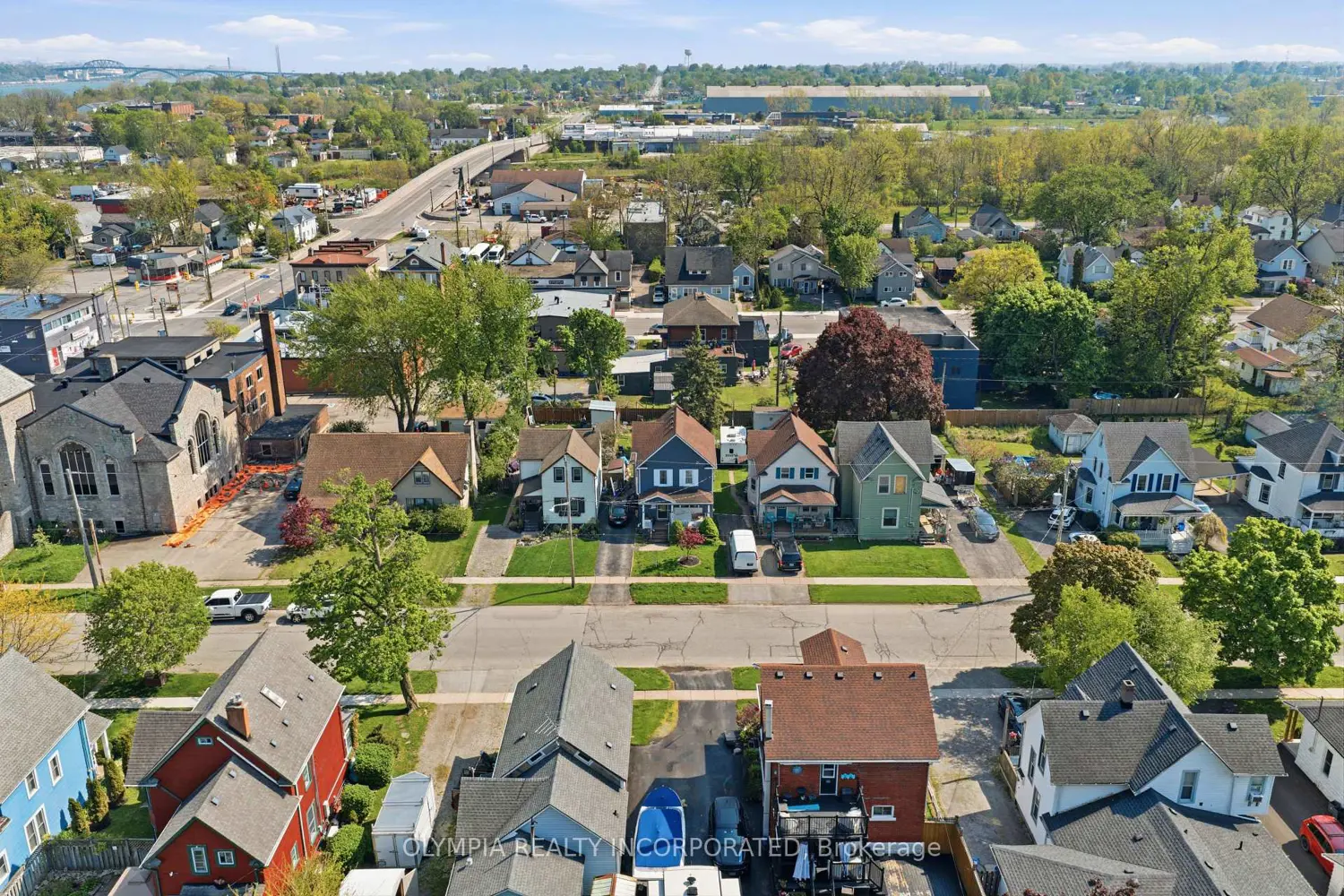 Additional image 17 of 215 Dufferin Street
