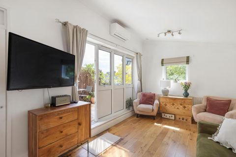 Haltone House, 78 Union Road SW4