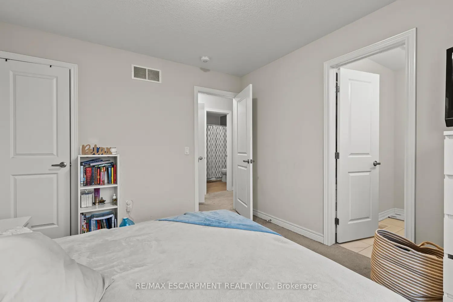 Additional image 7 of 19 Picardy Drive 4