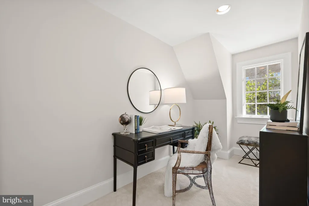 Additional image 30 of 2985 38th Street NW, Washington, DC 20016