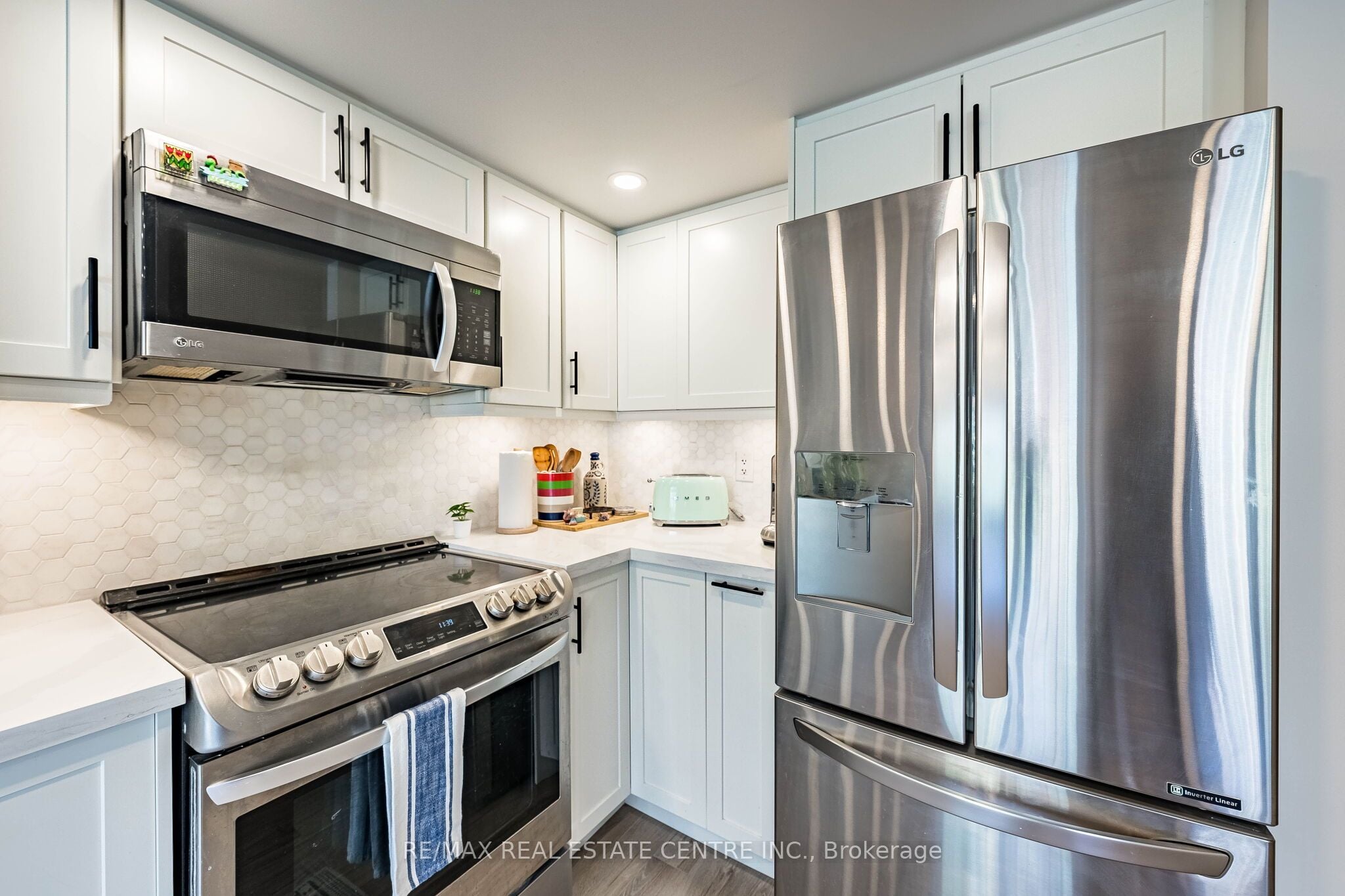 Additional image 6 of 920-16 Laidlaw Street, Toronto, ON, M6K 1X2
