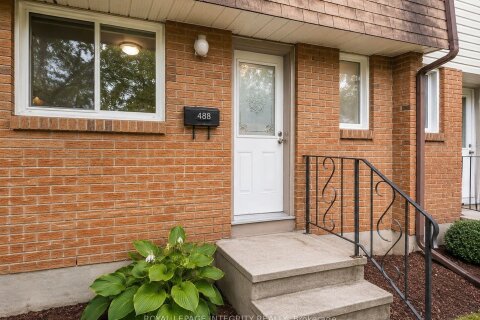 Additional image 8 of B-46 Forester Crescent, Ottawa, ON, K2H 8Y4