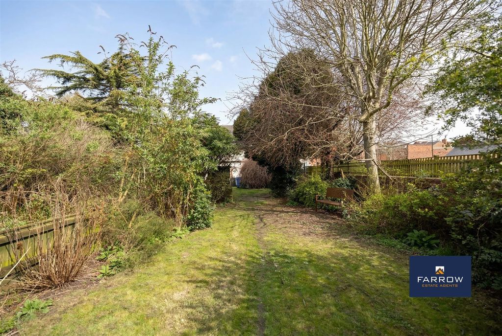 Additional image 38 of 4 bed semi-detached house for saleQueens Parade, Grimsby DN31