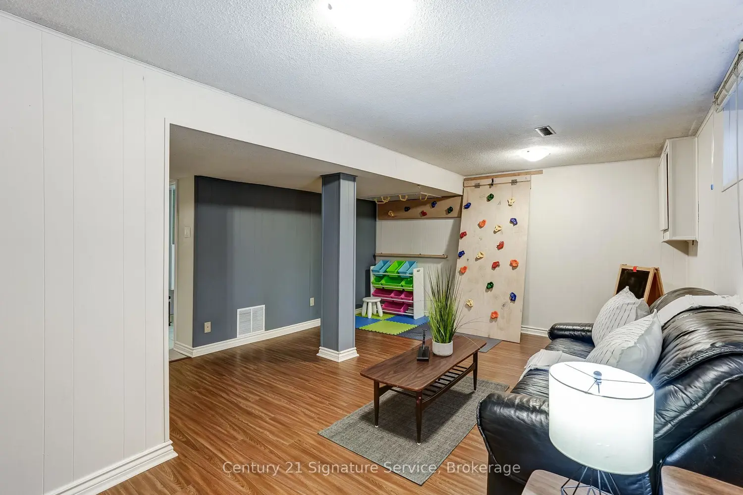 Additional image 8 of 1951 Rathburn Road 54