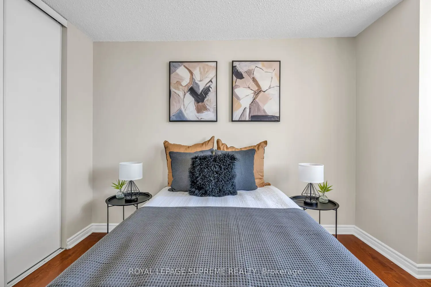 Additional image 16 of 3590 Kaneff Crescent 1907