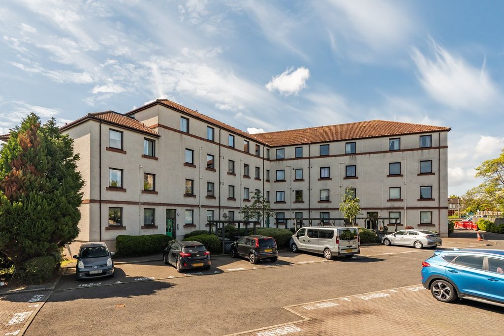 Additional image 8 of 2 bed flat for saleRestalrig Road South, Edinburgh EH7