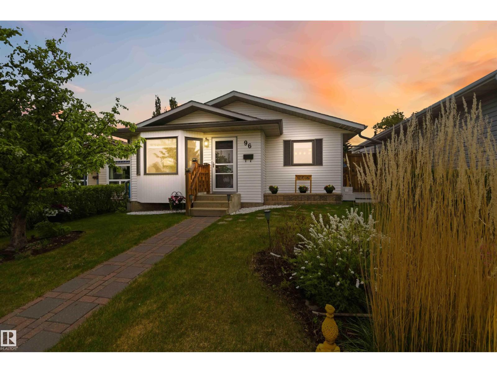 96 Mckean Way, Spruce Grove, AB, T7X2S7