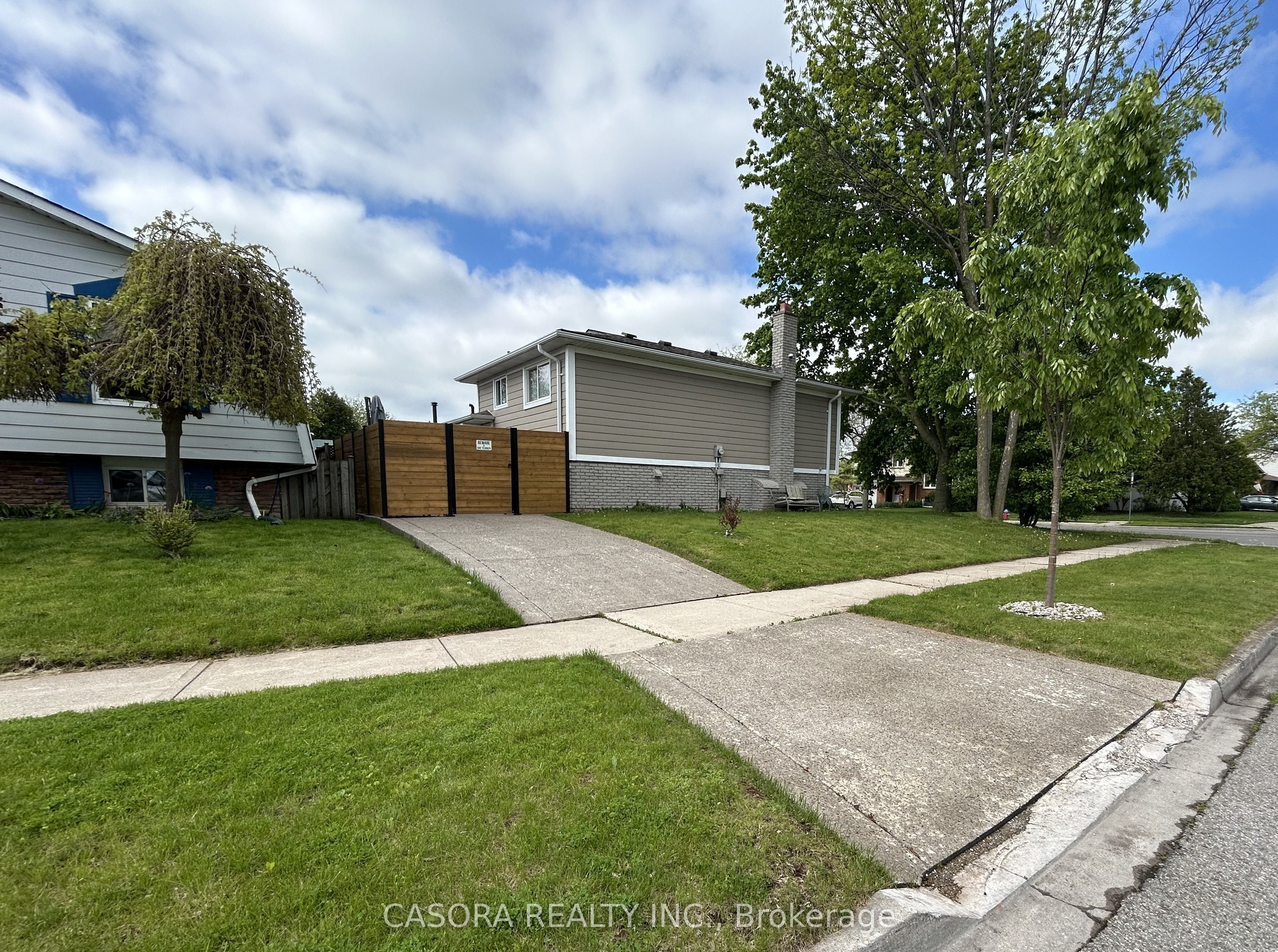 LOWER-4258 Longmoor Avenue, Burlington, ON, L7L 4Z9