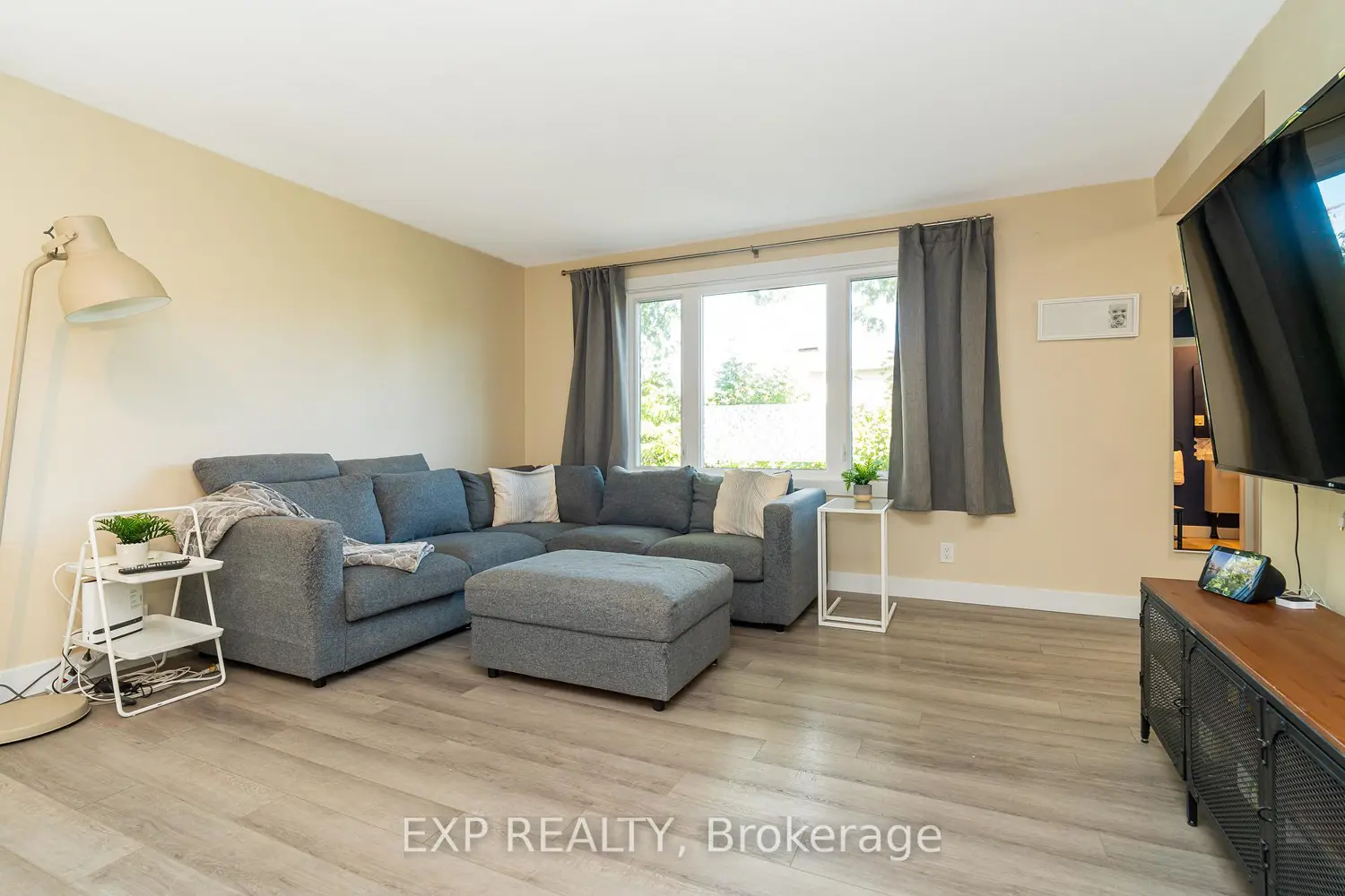 336 Poulin Avenue photo 4