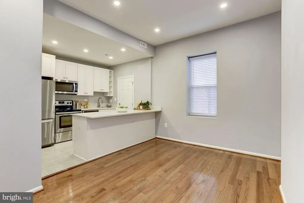 Additional image 10 of 1015 T Street NW Unit A, Washington, DC 20001