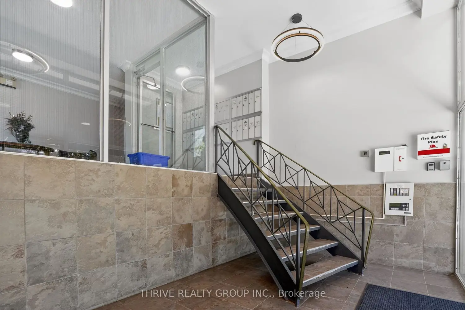 Additional image 5 of 570 William Street 603