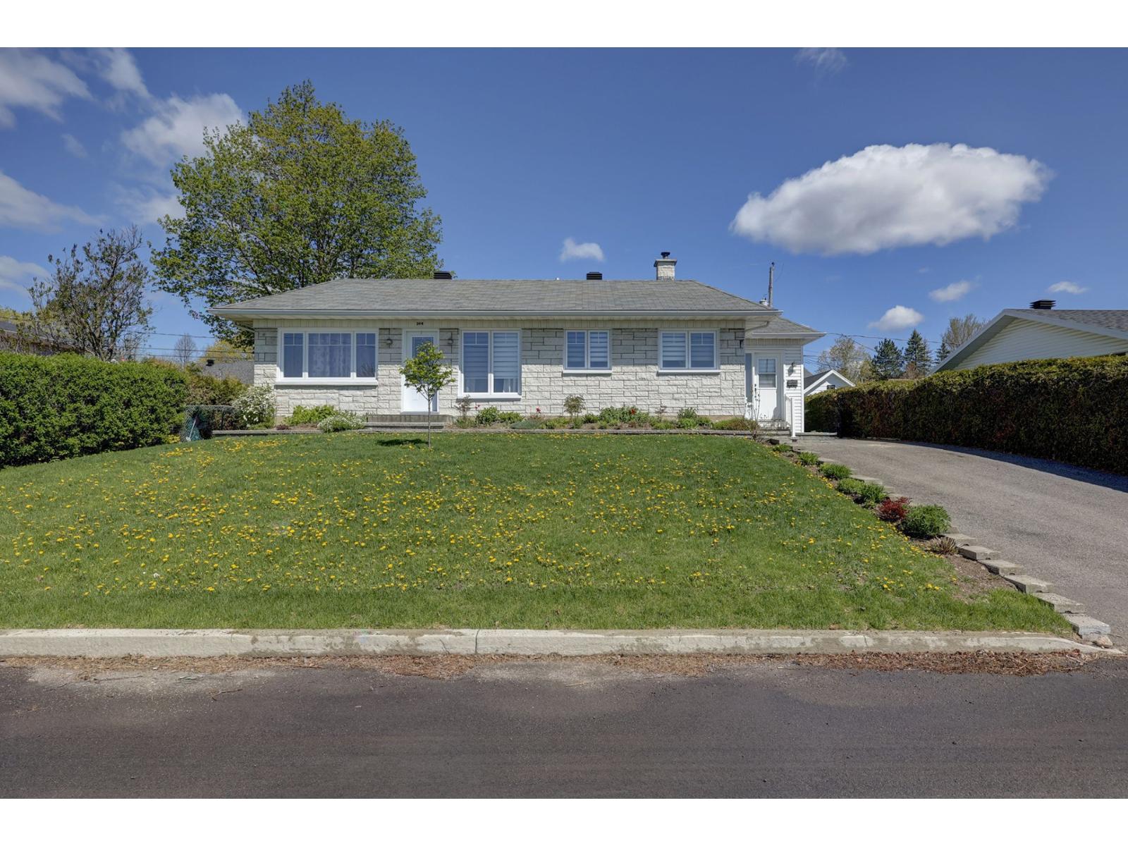 2414 Rue Wattré