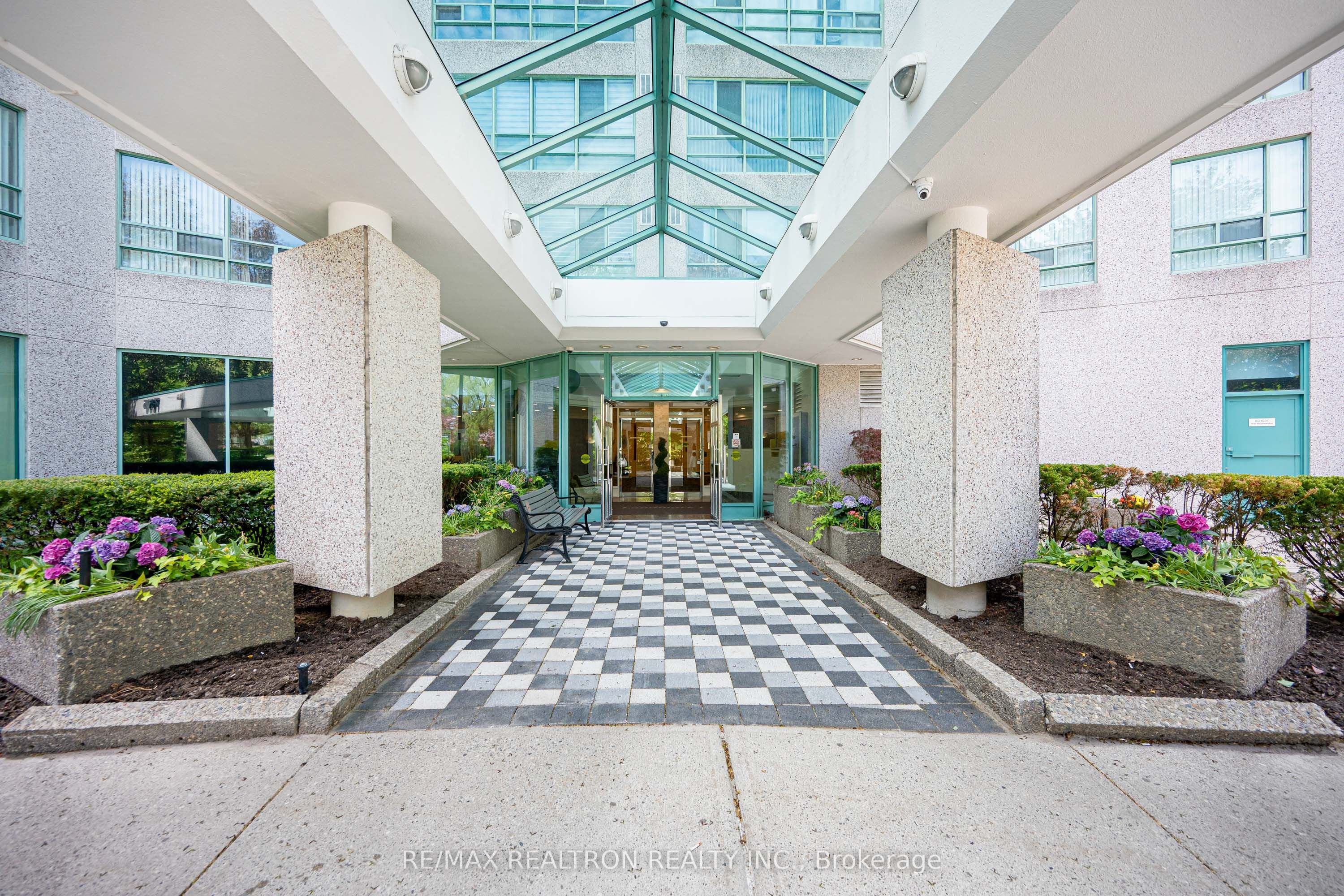 Additional image 3 of 910-7805 Bayview Avenue, Markham, ON, L3T 7N1