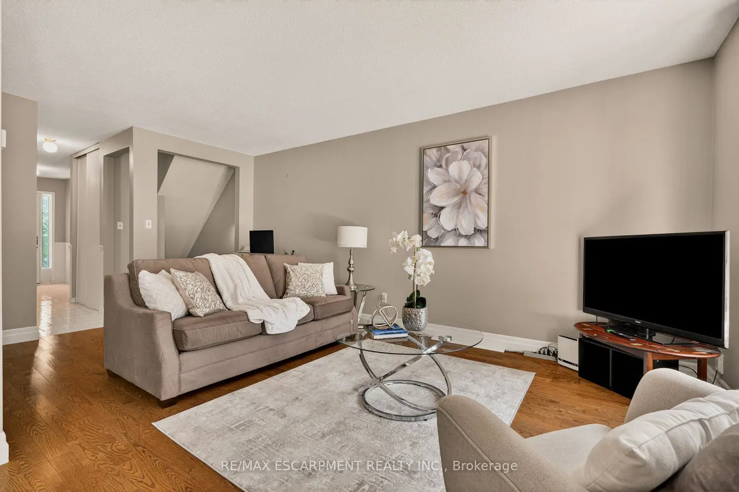 Additional image 8 of 1675 Upper Gage Avenue 31