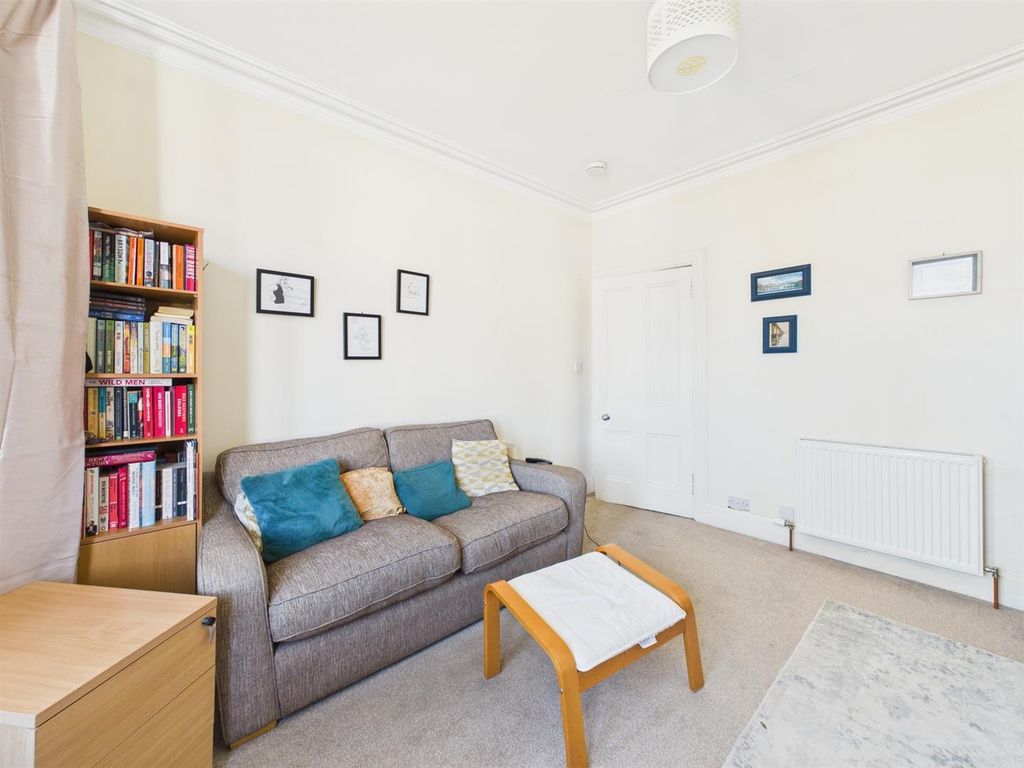 Additional image 3 of 2 bed flat for sale64C Crieff Road, Perth PH1