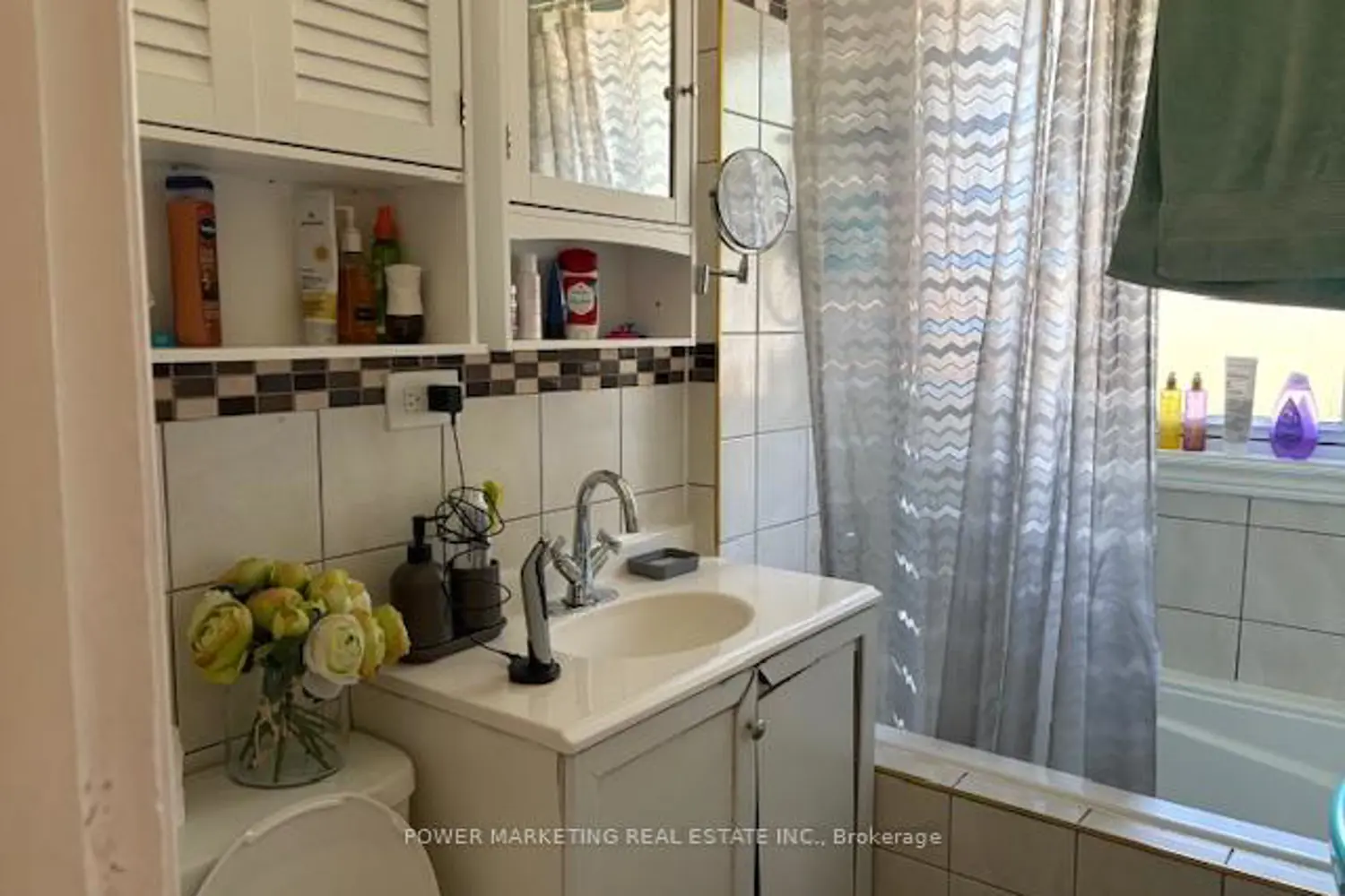 803 Merivale Road photo 5
