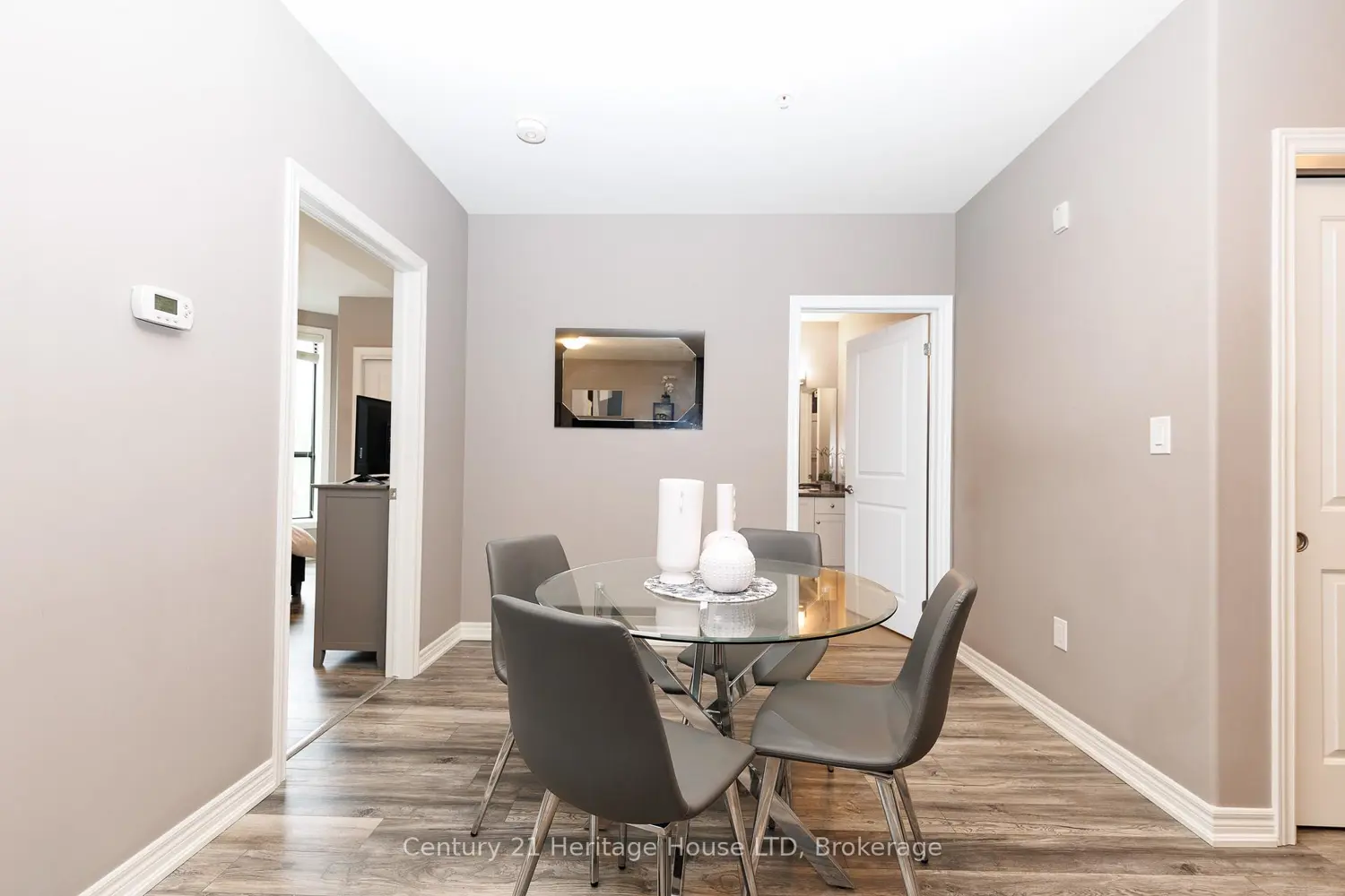 Additional image 6 of 379 Scott Street 307