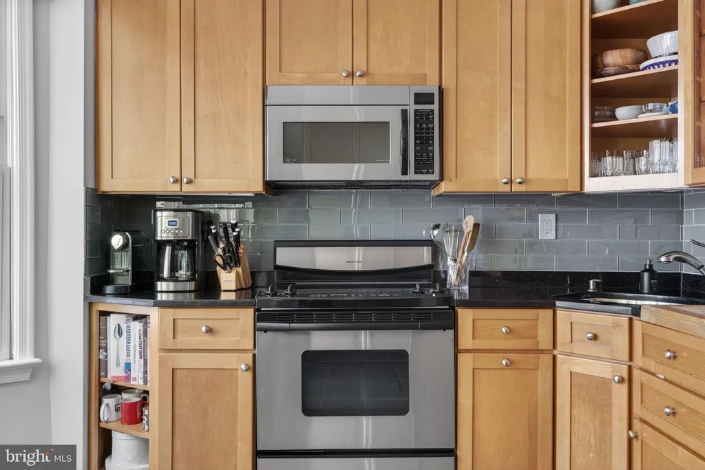 Additional image 16 of 4625 Macarthur Boulevard NW Unit B, Washington, DC 20007