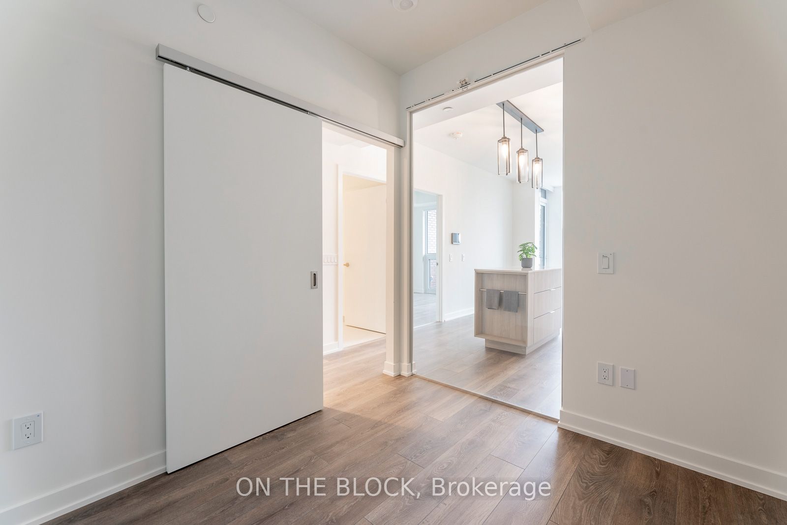 Additional image 6 of 416-28 Ann Street, Mississauga, ON, L5G 0E1