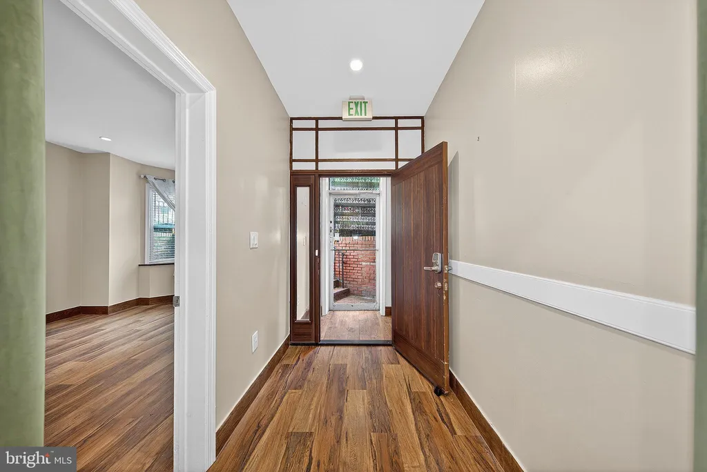 Additional image 10 of 817 6th Street NW Unit B, Washington, DC 20001