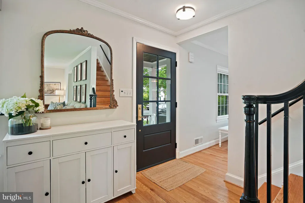 Additional image 4 of 3305 Chestnut Street NW, Washington, DC 20015