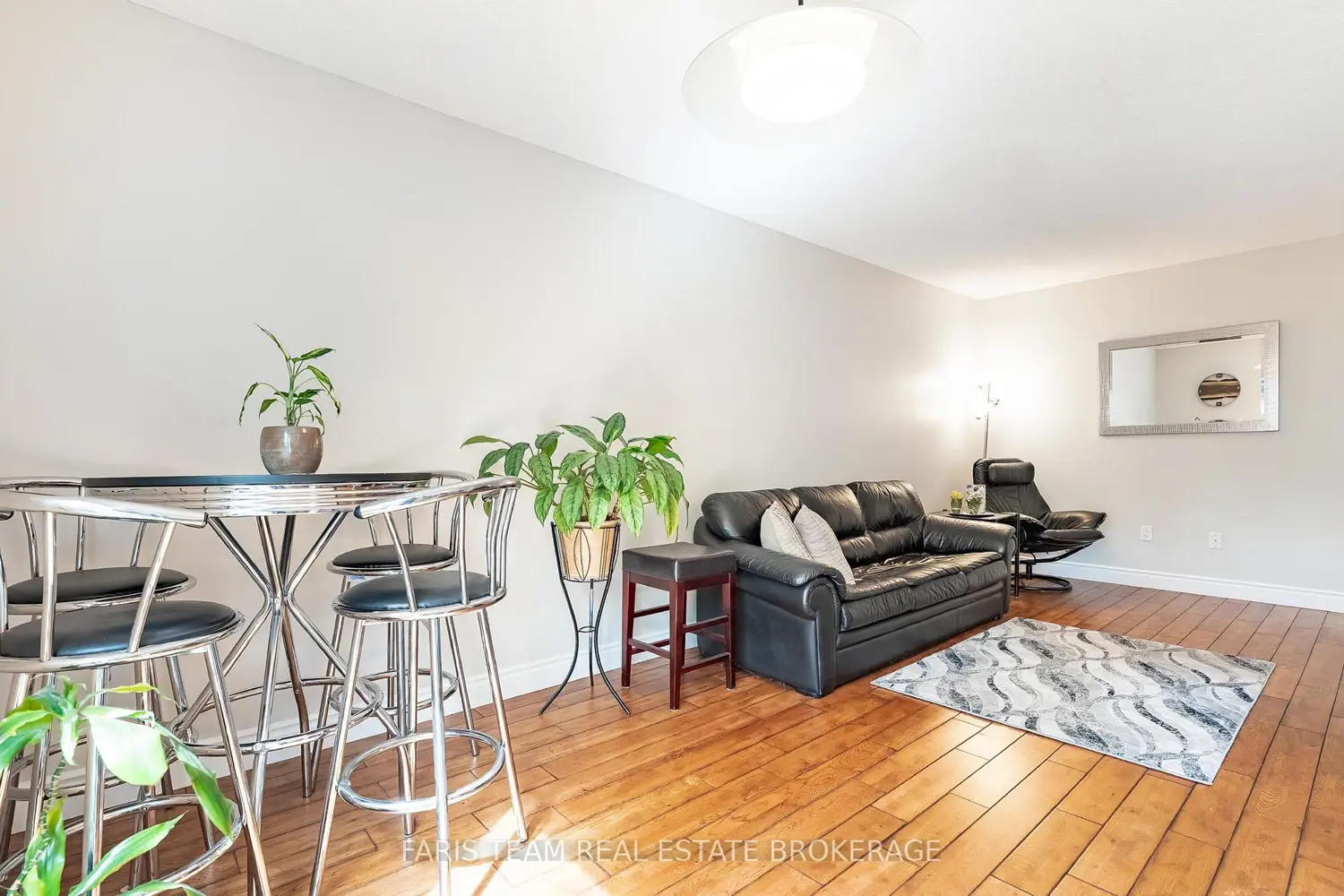 Additional image 6 of 165 Kozlov Street 64