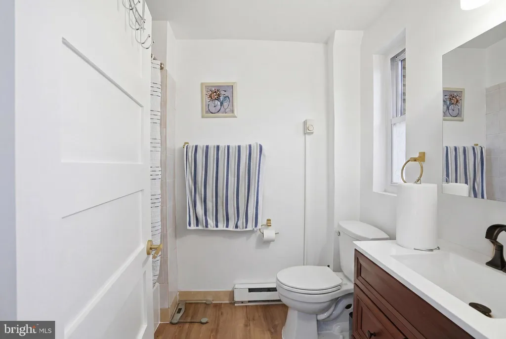 Additional image 35 of 313 C Street SE, Washington, DC 20003
