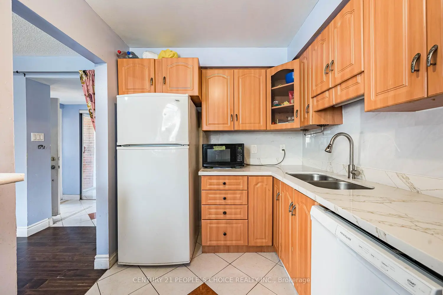 242 John Garland Boulevard 2 photo 4
