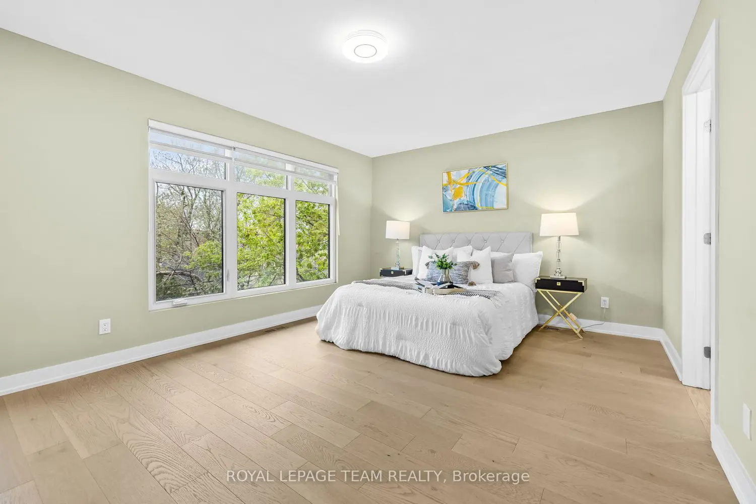 Additional image 12 of 498 Wentworth Avenue