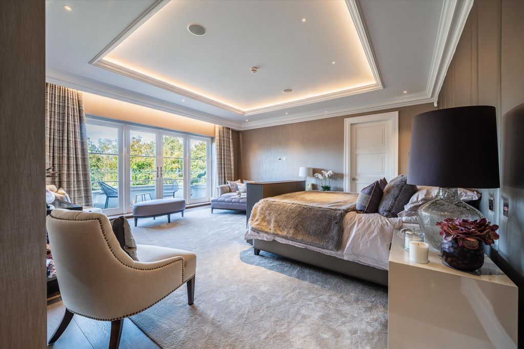 Additional image 15 of 7 bed detached house for saleEast Drive, Wentworth, Virginia Water, Surrey GU25