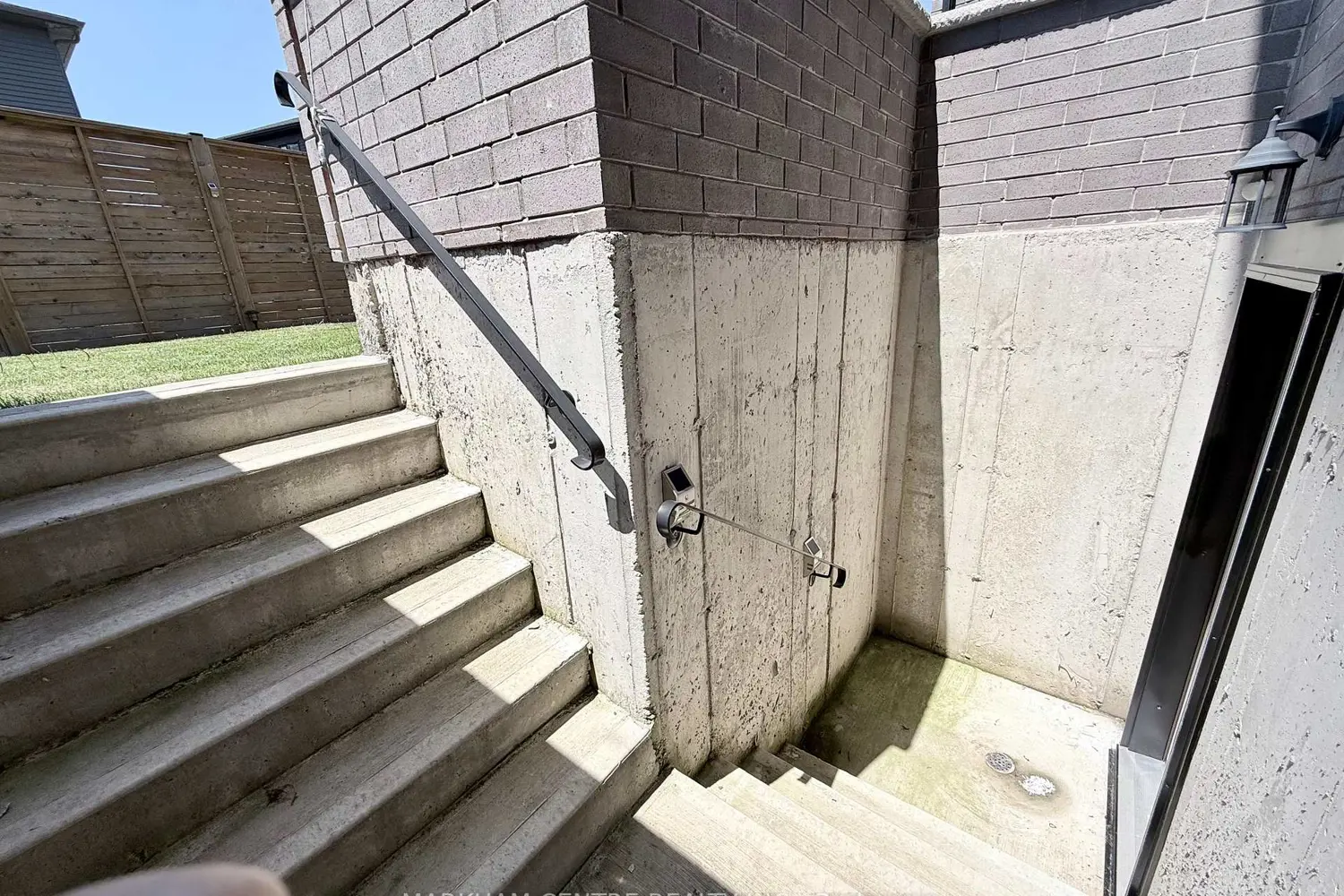 Additional image 18 of 7173 Parsa Street
