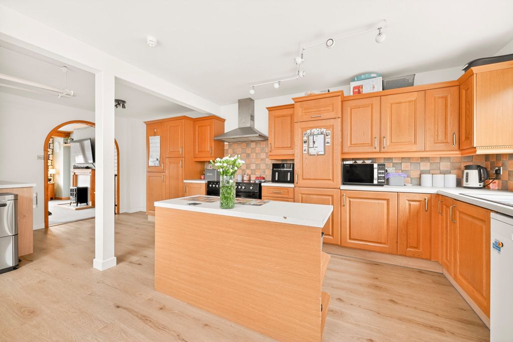 Additional image 10 of 3 bed semi-detached house for sale36 Bruce Crescent, Lerwick, Shetland ZE1