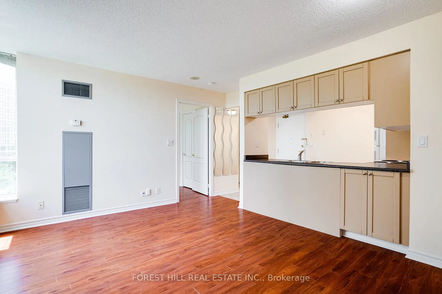 Additional image 11 of 745 New Westminster Drive 608