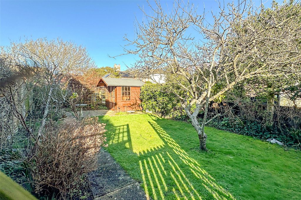 Additional image 3 of 2 bed flat for saleThe Grangeway, Rustington, Littlehampton, West Sussex BN16