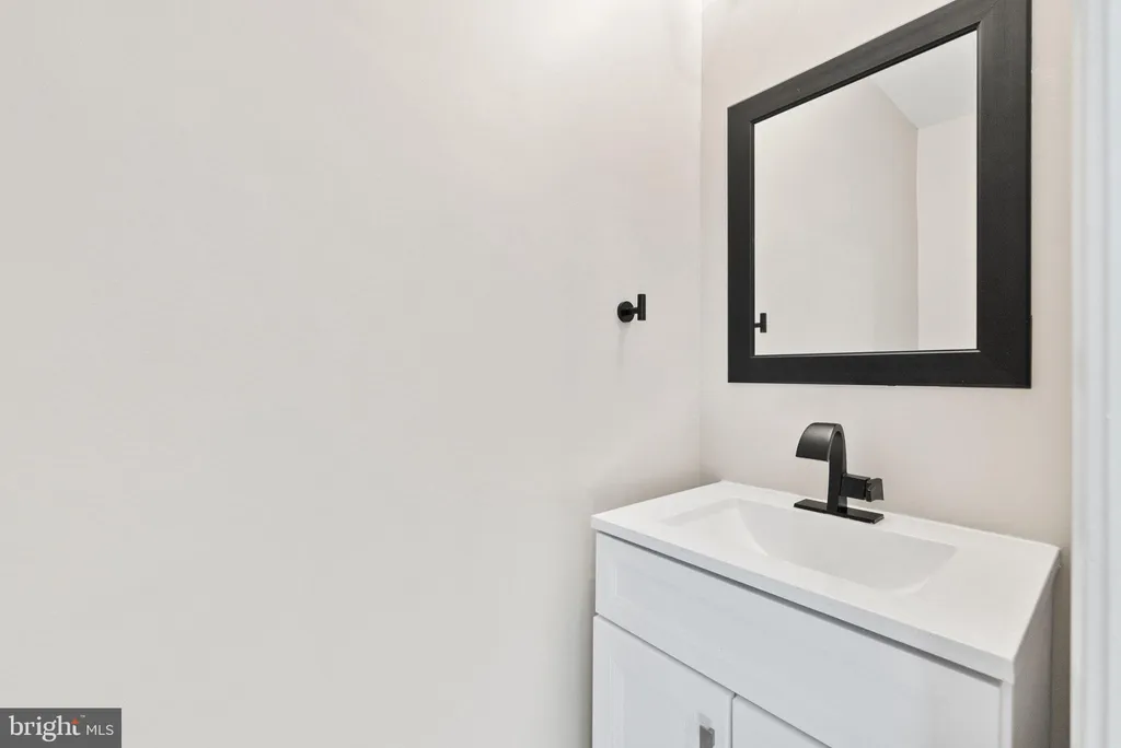 Additional image 7 of 4717 7th Street NE, Washington, DC 20017