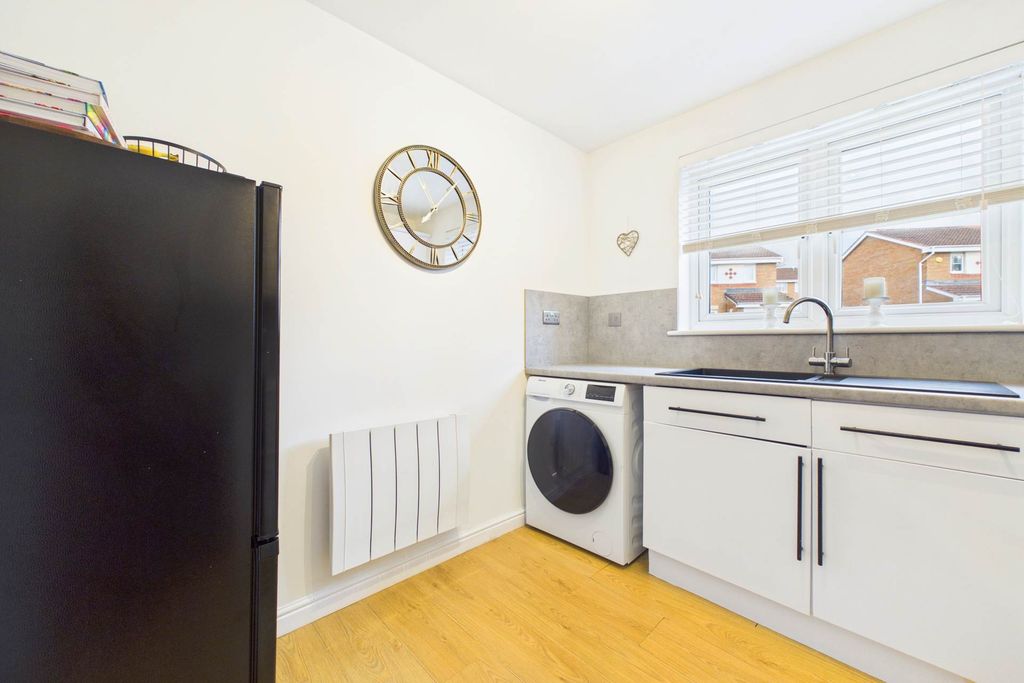Additional image 7 of 2 bed flat for saleTaylor Avenue, Motherwell ML1