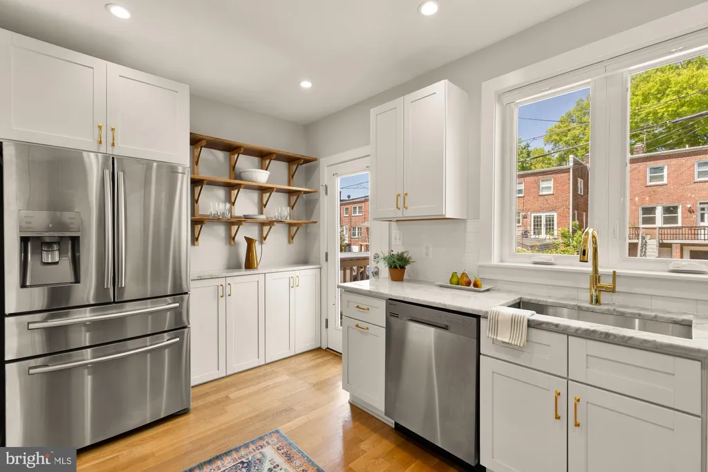 Additional image 12 of 518 23rd Place NE, Washington, DC 20002