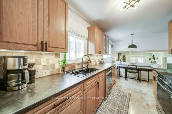 Additional image 3 of 124 Tyson Drive, East Gwillimbury, ON, L0G 1H0