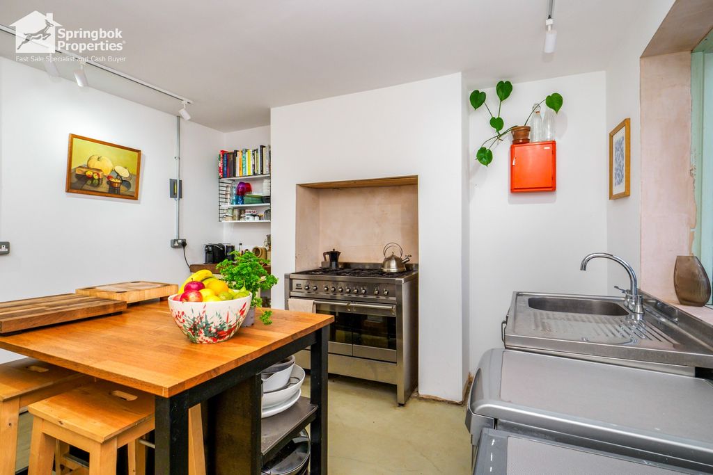 Additional image 6 of 4 bed semi-detached house for saleCentral Road, Ramsgate, Kent CT11