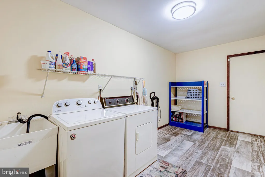Additional image 40 of 8 Risa Court, Newark, DE 19702