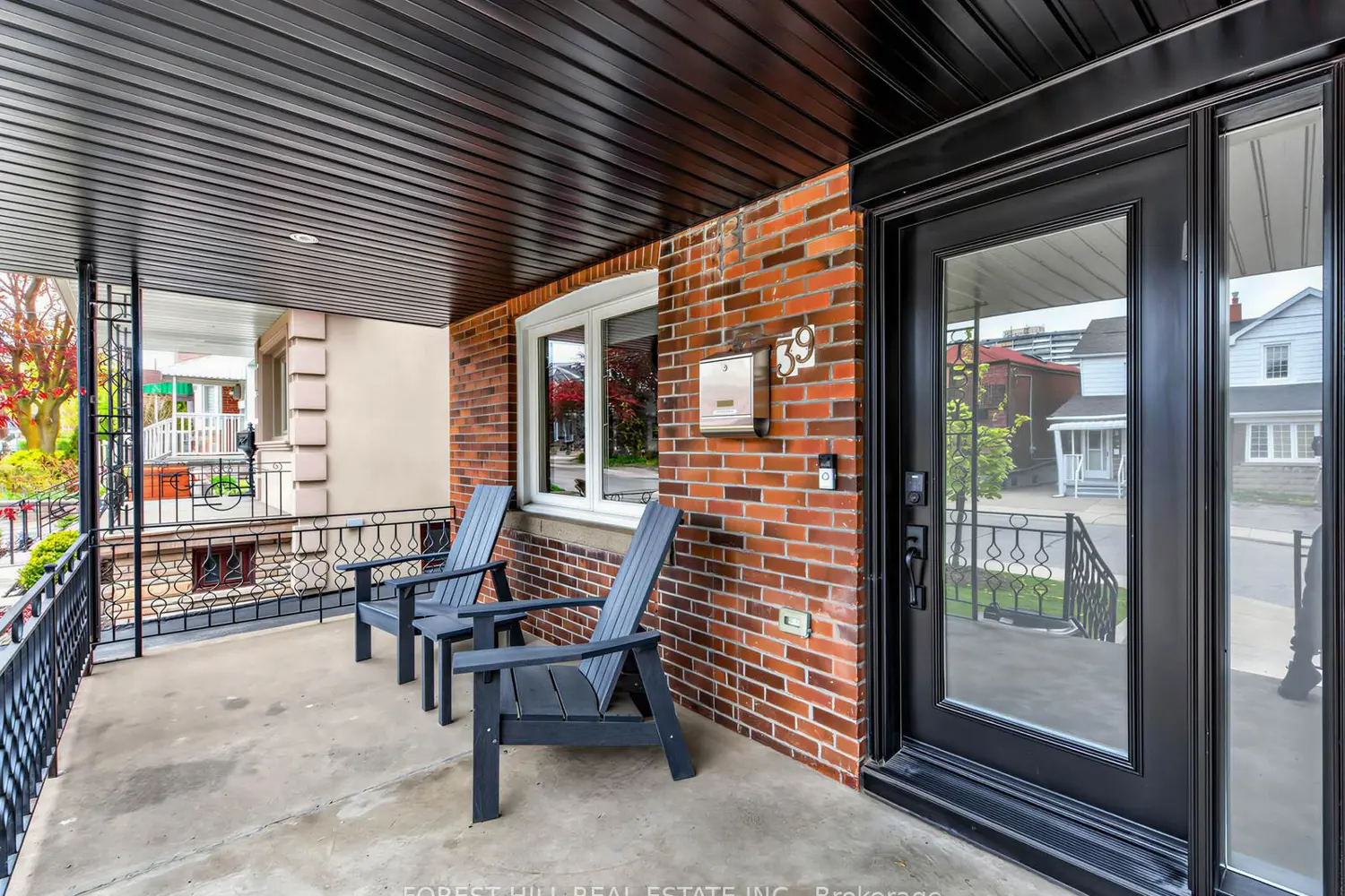 39 Belgravia Avenue photo 3