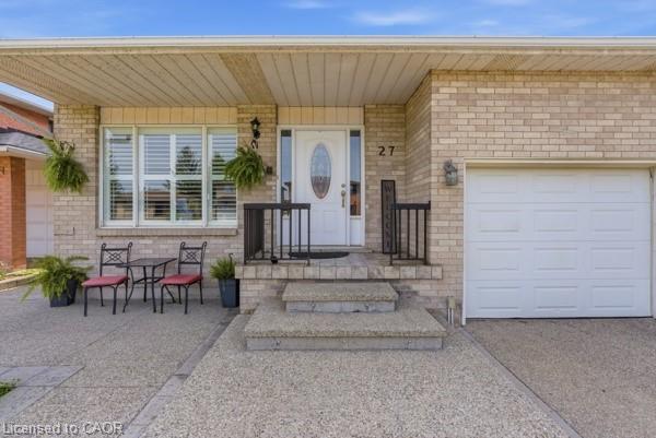 27 Barbara Court, Hamilton, ON, L8W 2M1